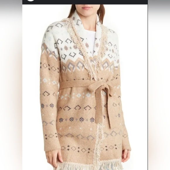 Lucky Brand Size s/p Women's Tan Patterned Sweater Doesn't Come With Belt - Picture 2 of 11